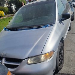 2000 Dodge Caravan