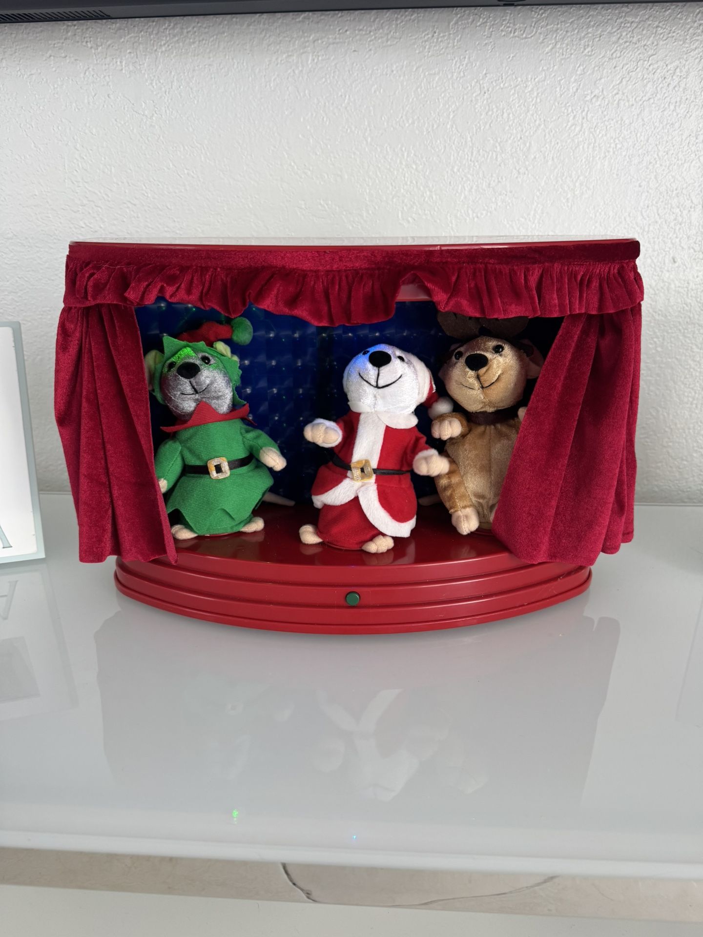 Mouse Christmas Show