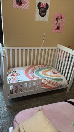 Crib -White