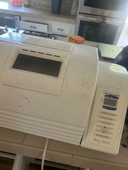 West Bend Bakery Style Automatic Bread Dough Maker