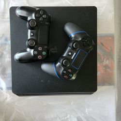 PS4 CONSOLE