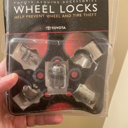 Toyota Camry OEM — Wheel Locks — Open BOX Never Used — Genuine Toyota / Lexus Parts 