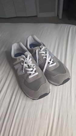 NEW BALANCE sneakers size 16