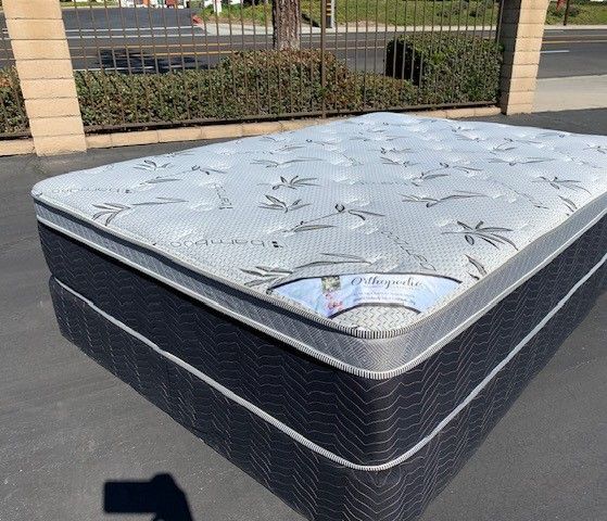 Queen Ortho Bamboo Pillow Top!!