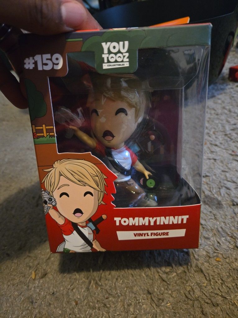 Tommyinnit Vinyl Figure