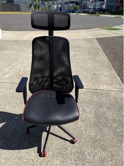 IKEA Matchspel gaming office chair