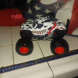 Monster Jam Monster Mutt Dalmatian toy
