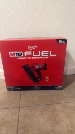 Milwaukee M18 FUEL 30° Framing Nailer