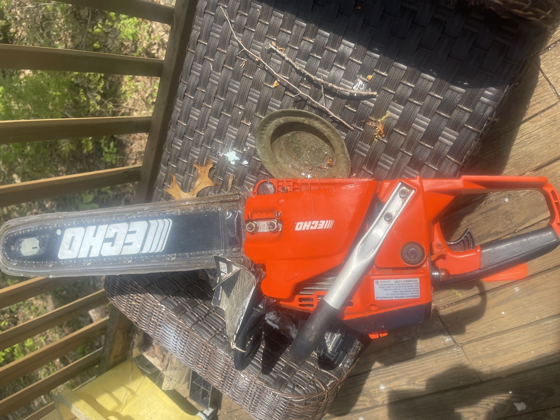 Echo 400 Chain Saw Works Great
