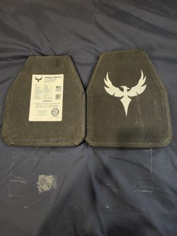 Set Of Ceramic Level 4 Plates