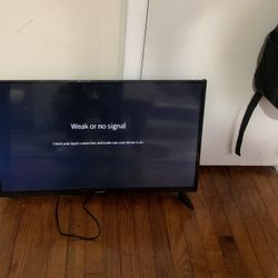 32 Inch SHARP SMART TV (no Remote)