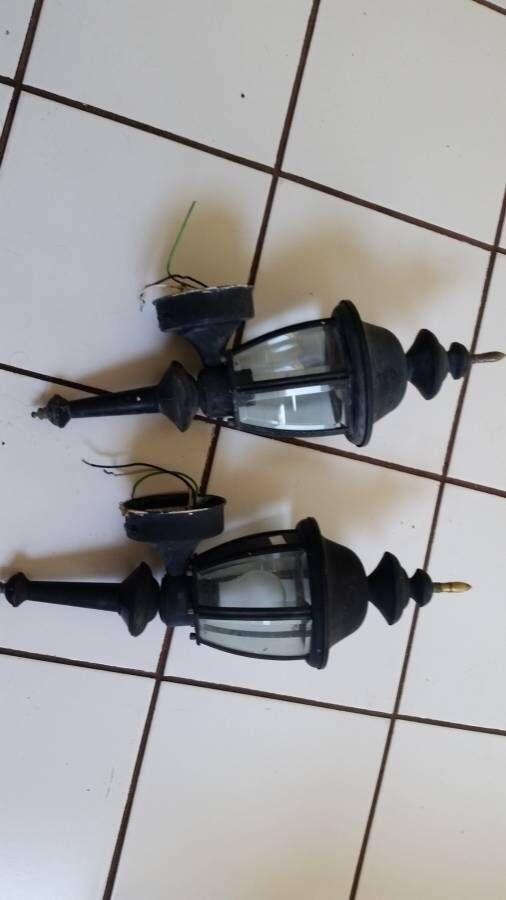 Exterior lamps