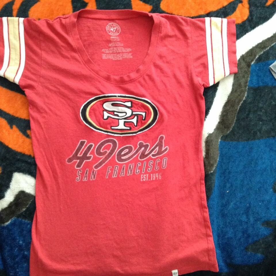 Nike 49ers hoodie sweater for Sale in Indio, CA - OfferUp