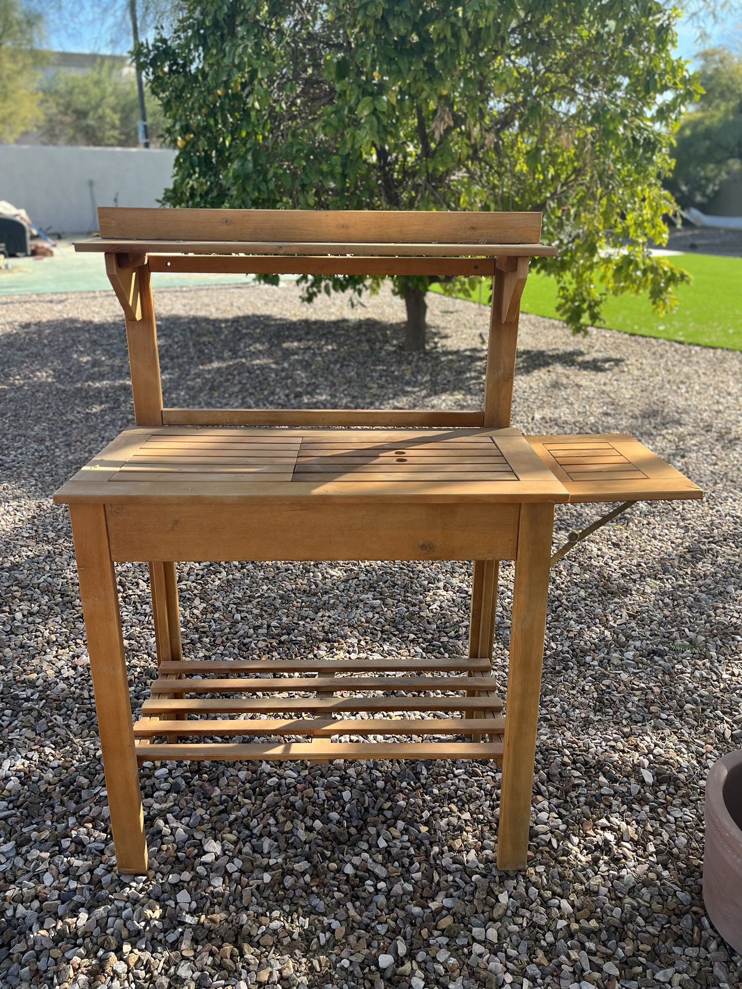 Potting bench world market deals