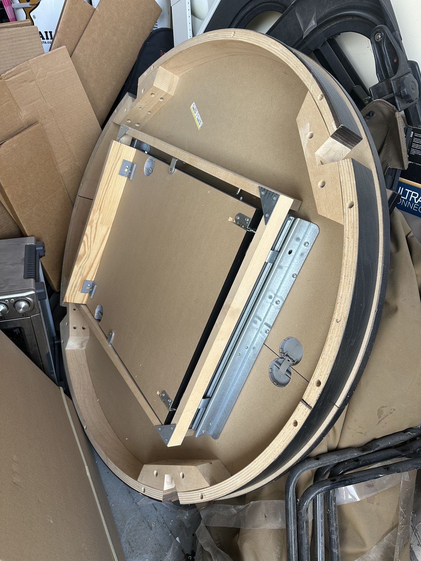 IKEA Round Extendible Dining Table 