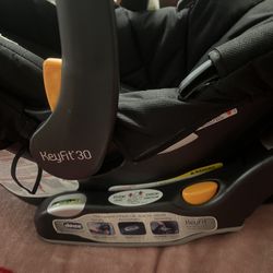 Chicco Key fit 30 Infant Car Seat And Base , Rear-Facing Seat Infant