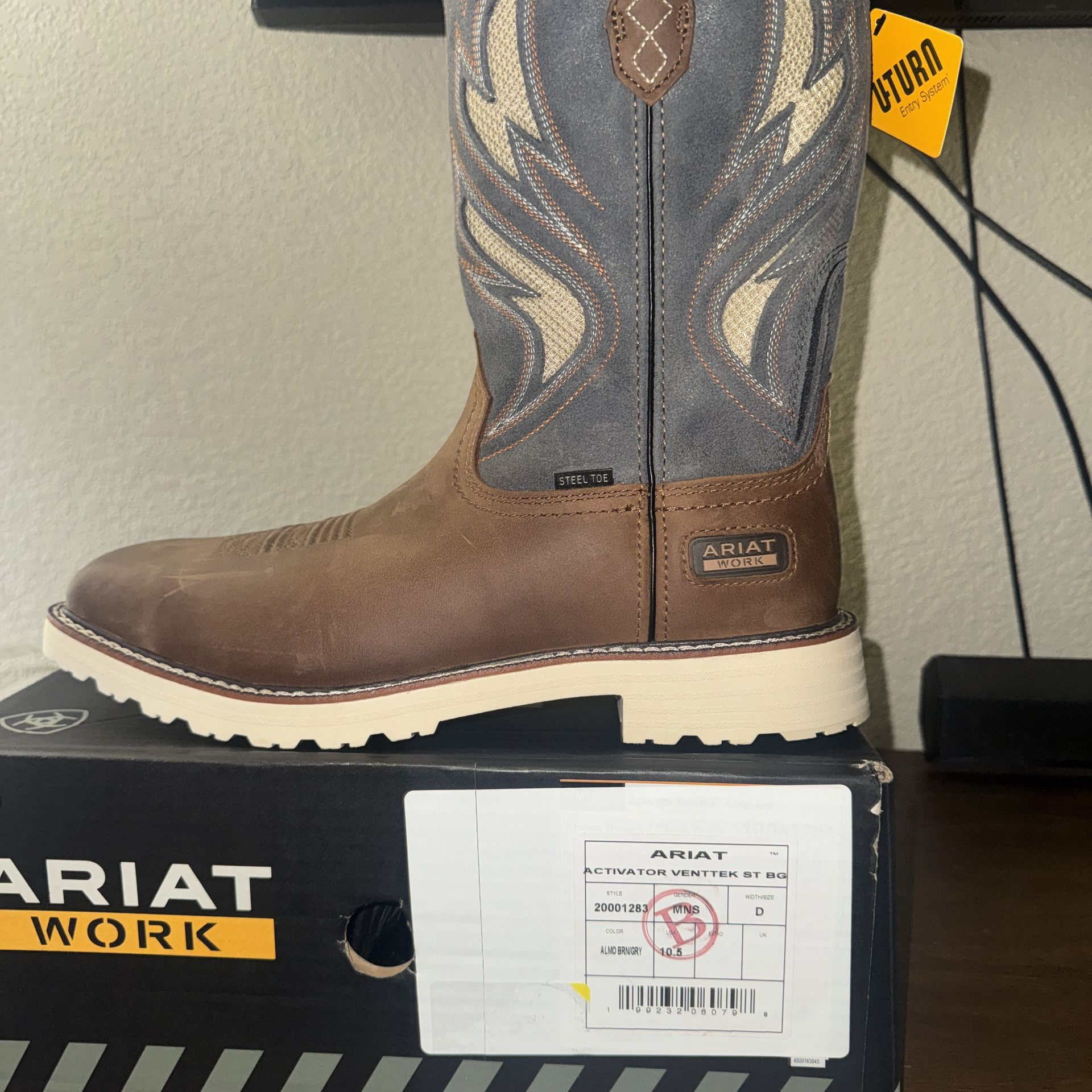 Really Nice Ventech system Ariat Size 10.5 D for Only $140