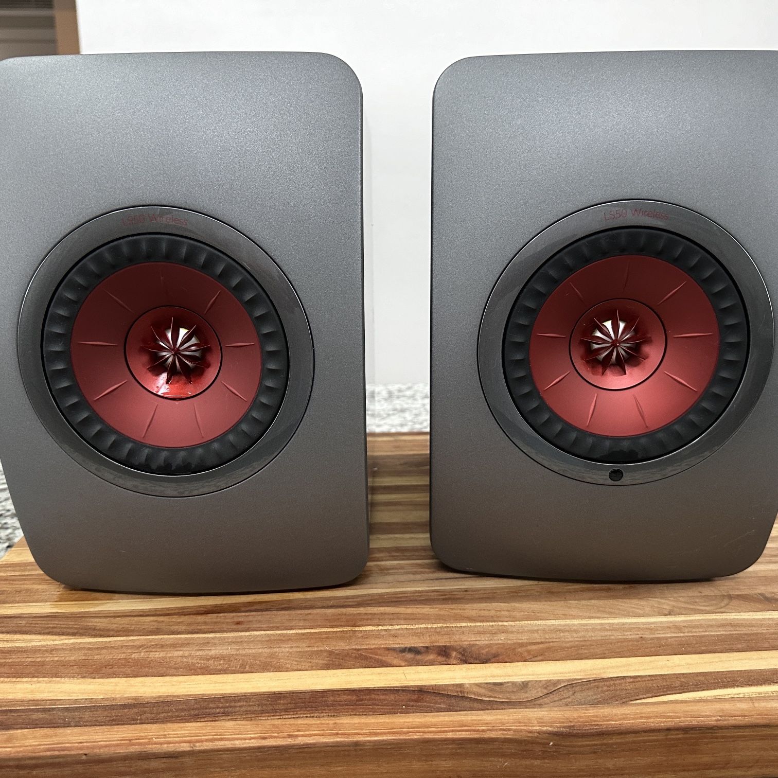 KEF LS-50 Wireless Powered Speakers And Stands 