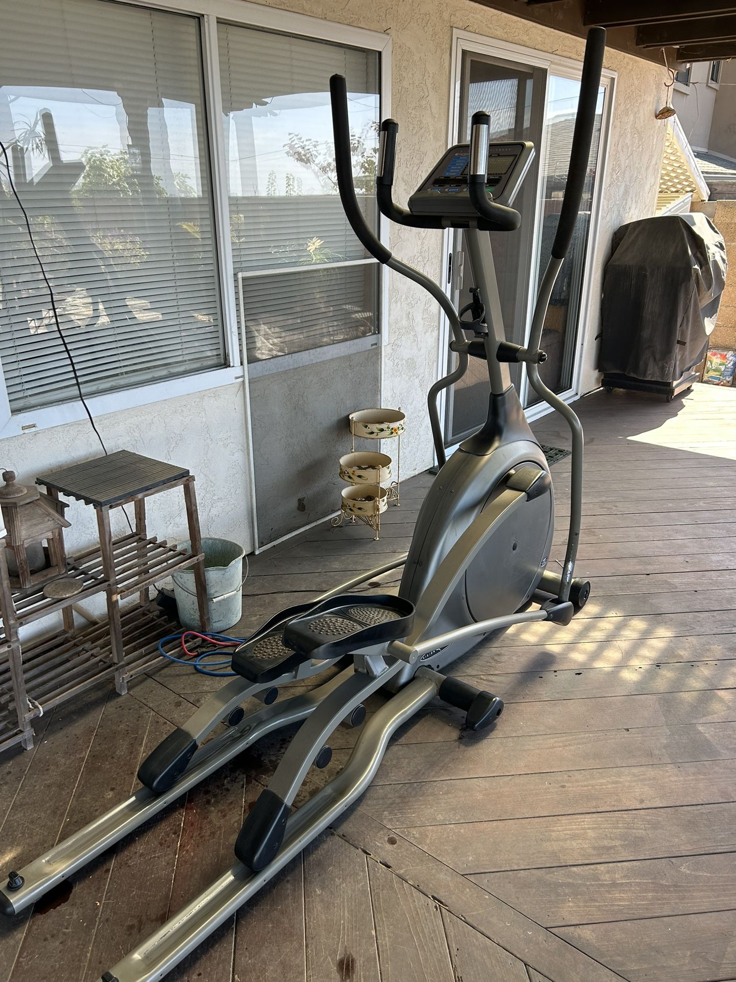 Vision Fitness Elite X6200 HRT Commercial Folding Elliptical 