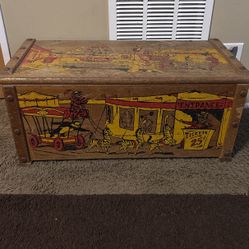 Vintage 1950s Wood Circus Parade Toy box 