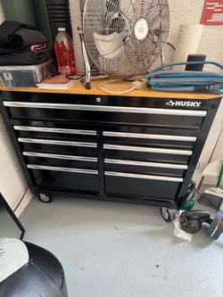 Husky tool box