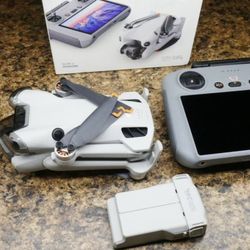 DJI Mini 4 Pro with RC2