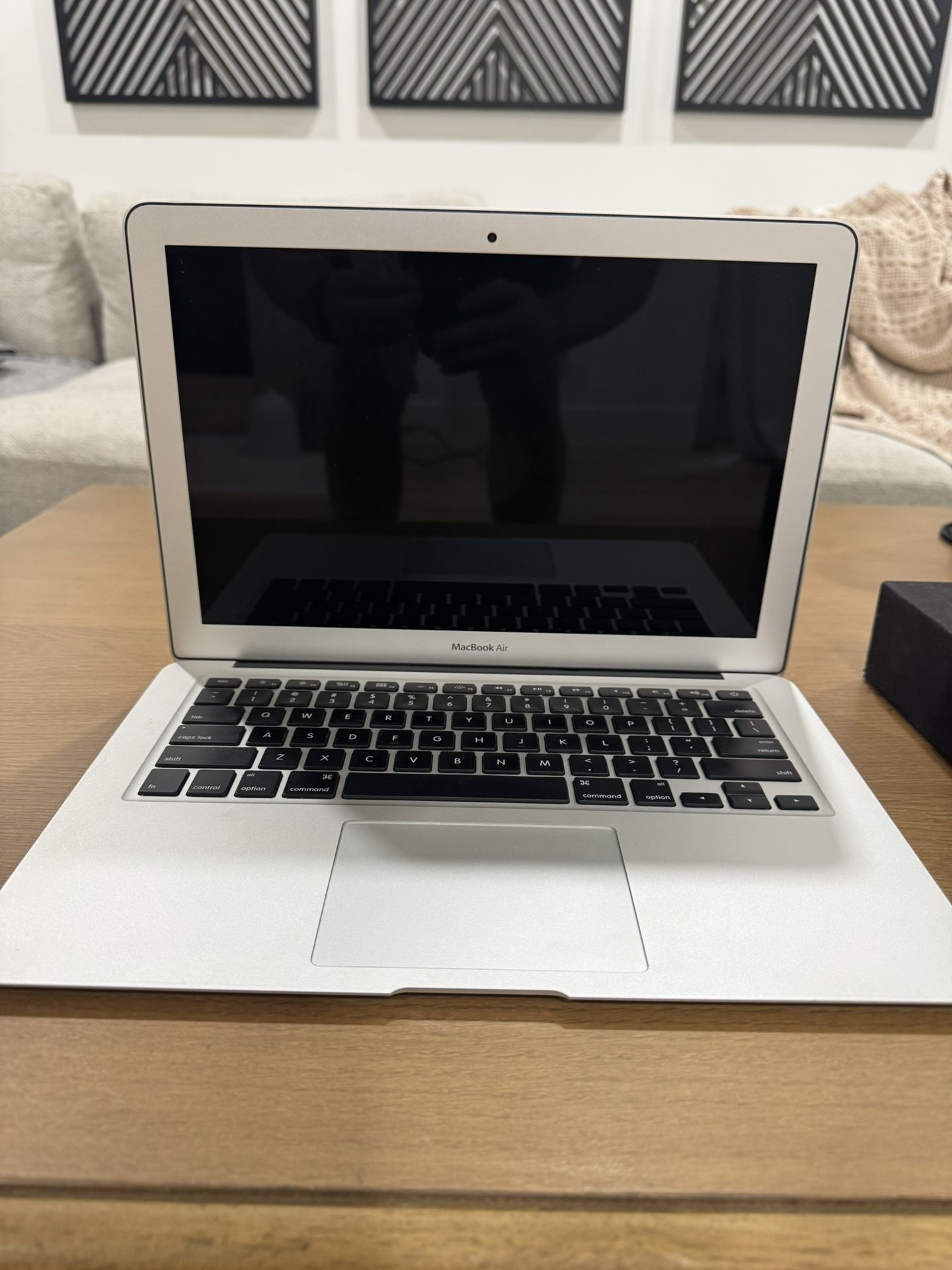 MacBook Air (13-inch, 2015)