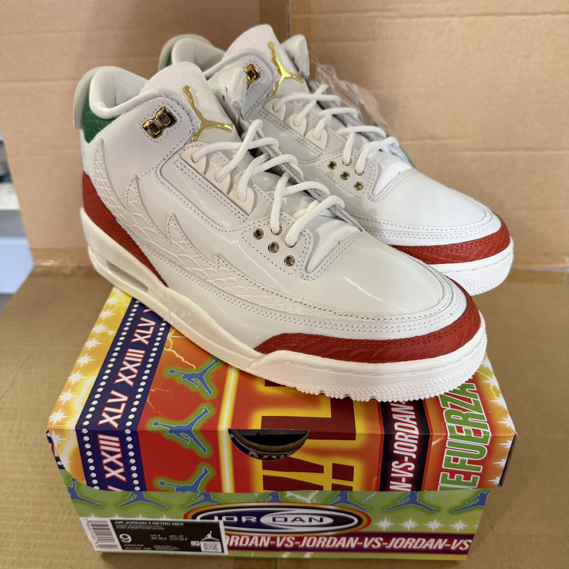 Air Jordan 3 Retro- El Vuelo Summit White- Side 9M/10.5W