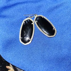 Elle Gold Drop Earrings