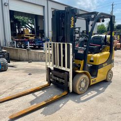 2018 YALE FORKLIFT 5000 Lbs.