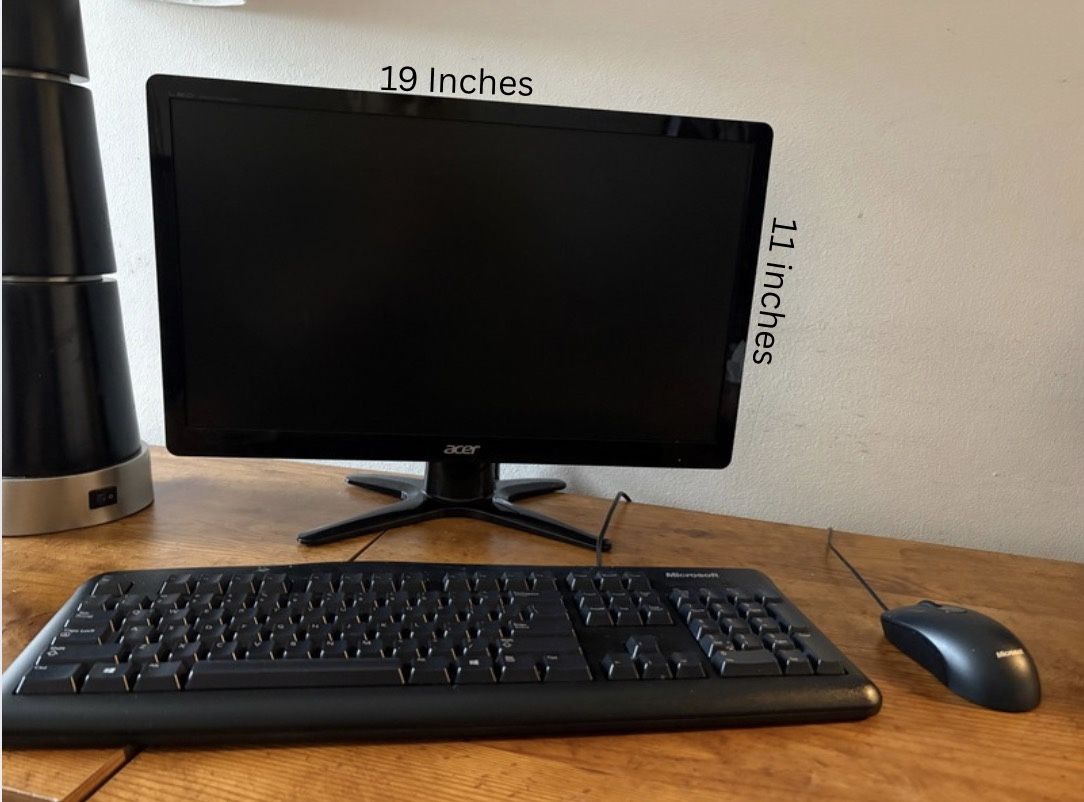 Acer Monitor With Microsoft Mouse And Keyboard