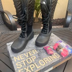 North Face Snow Boots /7.5 Women