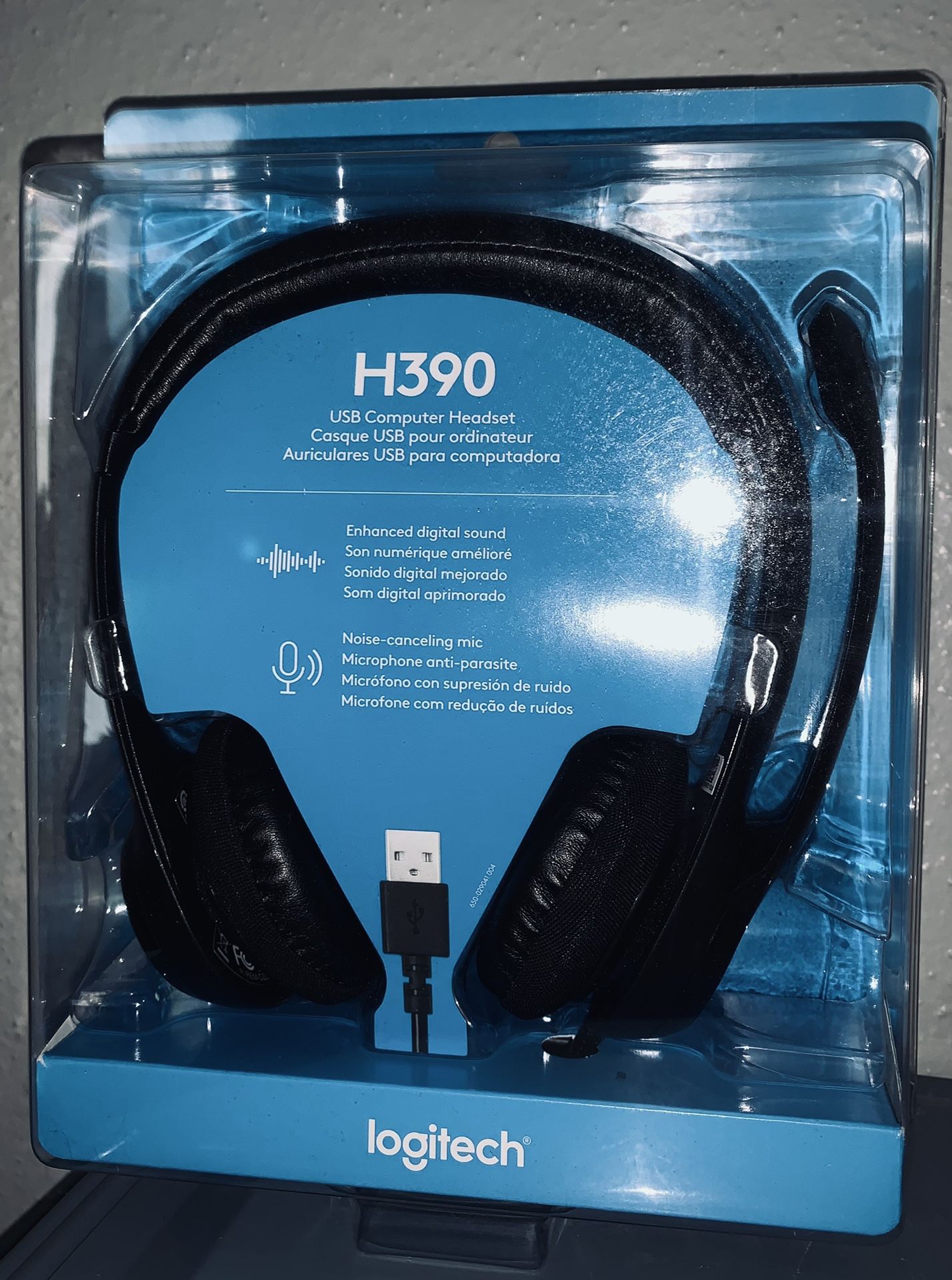 Logitech USB Headphones 