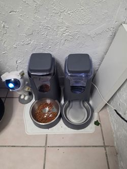 Pet  Bowls