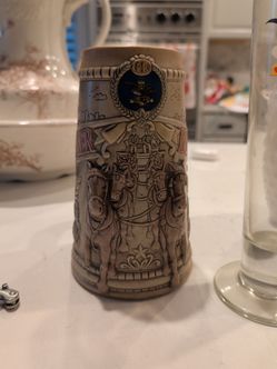 1980 Limited Edition Budweiser Chicago Skyline beer mug