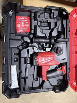 Milwaukee M18 Fuel 1inch Sds