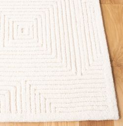 10x10 geometric rug