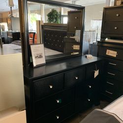 Micah Dresser And Mirror