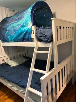 Bunk bed