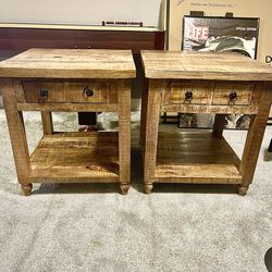 Set Of 2 Value City Light Oak Wood End Tables, Accent Tables, Side Tables For Living Room, Night Stands, End Tables Set Of 2