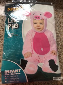 Totally cute and cozy piggy 🐷