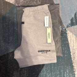 Essentials dark oatmeal shorts