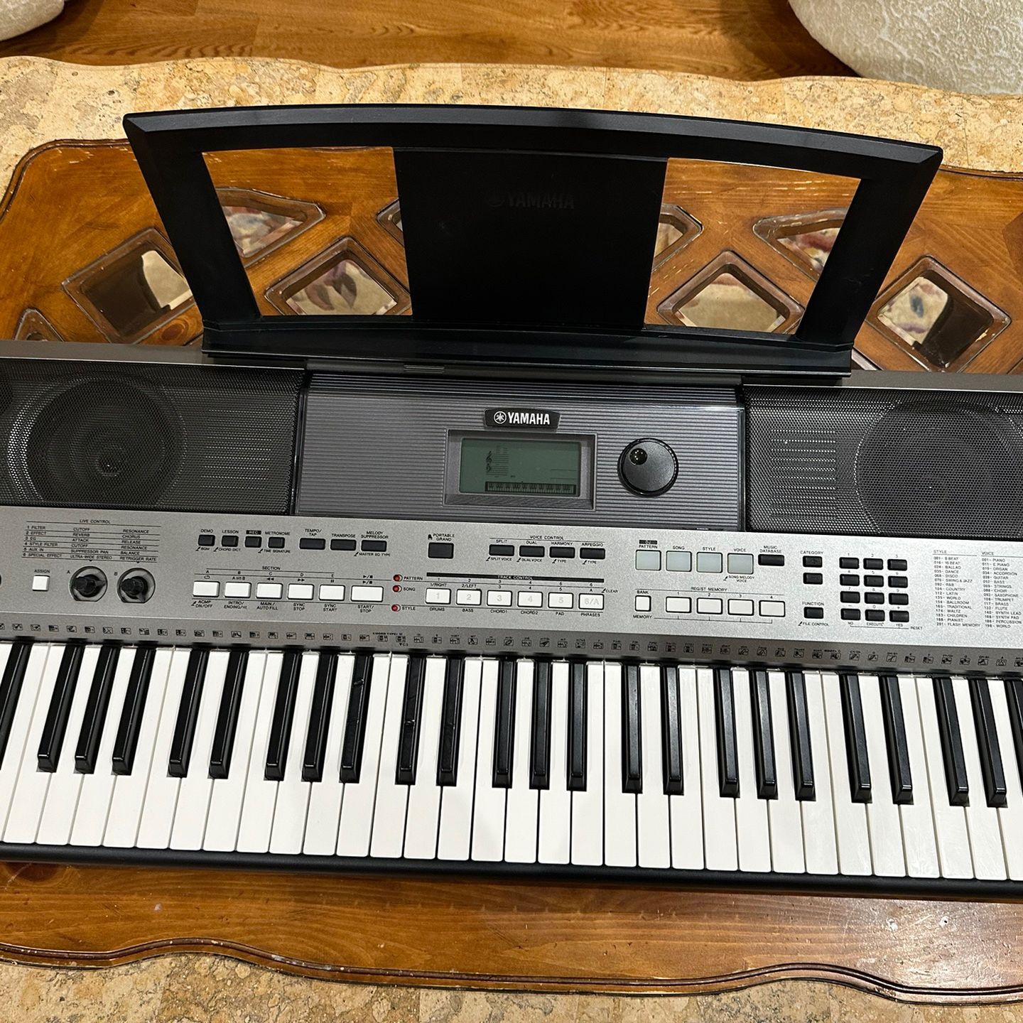 Yamaha Keyboard PSR E443 for Sale in Raleigh, NC - OfferUp
