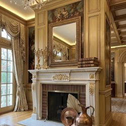 Large Decorative Gold Mirror – Ornate Frame