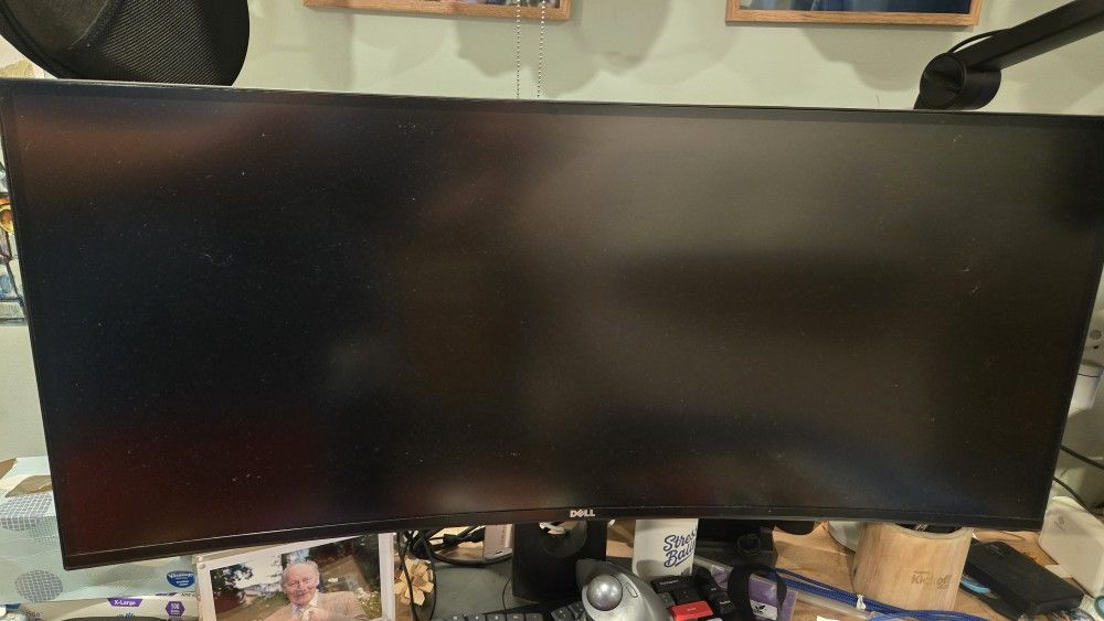 Dell U3419w Ultrasharp 34-Inch WQHD (3440x1440) Curved IPS USB-C Monitor