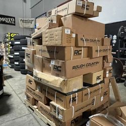 TIENDAS DE AUTO PARTES LLANTERAS Y TALLERES MECANICOS TE OFRECEMOS Lift Kits A Precio DE BODEGA @ WHOLESALE ( Marcanos 602 293 3919 O   480 590 7368 )