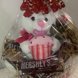 Teddy Bouquet, Ferrero Rocher Bouquet, Hershey’s Candy Bar Bouquet