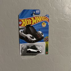 Pagani zonda cinque     HOTWHEELS