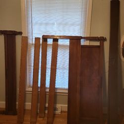 Full Size Wood Bed