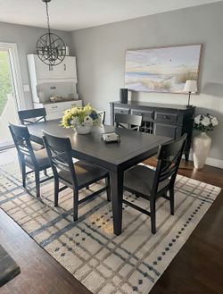 Just like new dining set for sale!